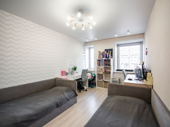 
   Продам 3-комнатную, 79.3 м², Большевистская ул, 122

. Фото 30.