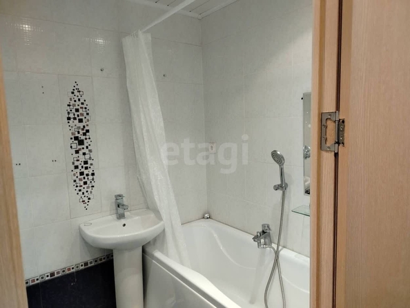 
  Сдам в аренду 1-комнатную квартиру, 21 м², Новосибирск

. Фото 6.