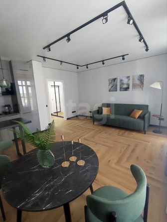 
  Сдам в аренду апартаменты, 42 м², Новосибирск

. Фото 1.