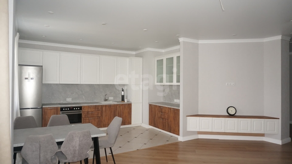 
  Продается 4-комн. квартира, 115 м², Шевченко ул, д. 11
. Фото 2.