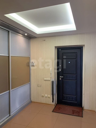 
   Продам 3-комнатную, 72.6 м², Героев Революции ул, 66

. Фото 15.
