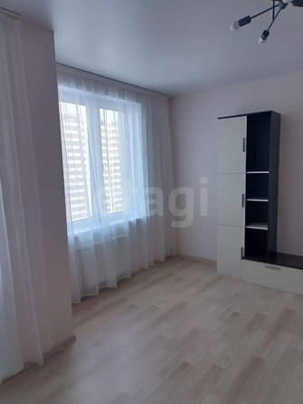
  Сдается 1-комн. квартира, 38 м², Бородина ул, д. 54
. Фото 3.