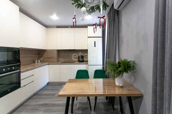 
   Продам 2-комнатную, 57.3 м², 3-й Крашенинникова пер, 7

. Фото 2.
