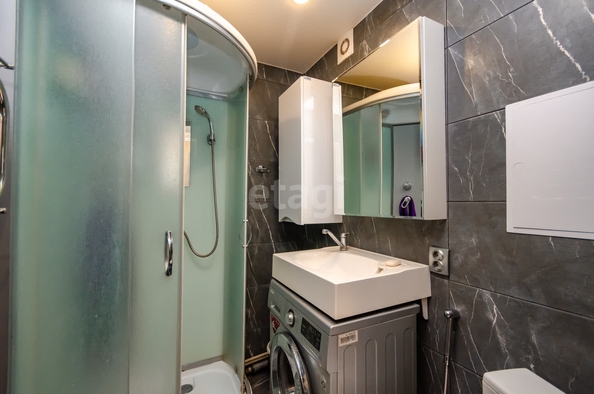 
   Продам 2-комнатную, 45 м², Ленина ул, 77

. Фото 14.