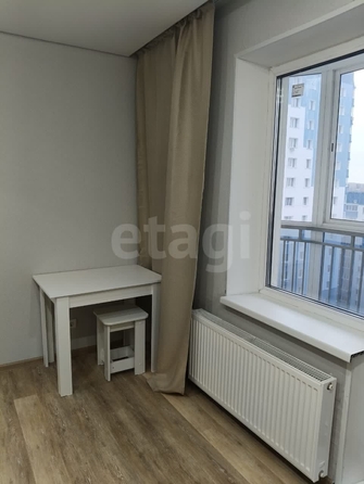 
  Сдается 1-комн. квартира, 37 м², Рябиновая ул, д. 10
. Фото 2.