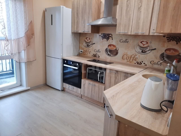 
  Сдам в аренду 1-комнатную квартиру, 38.3 м², Новосибирск

. Фото 2.