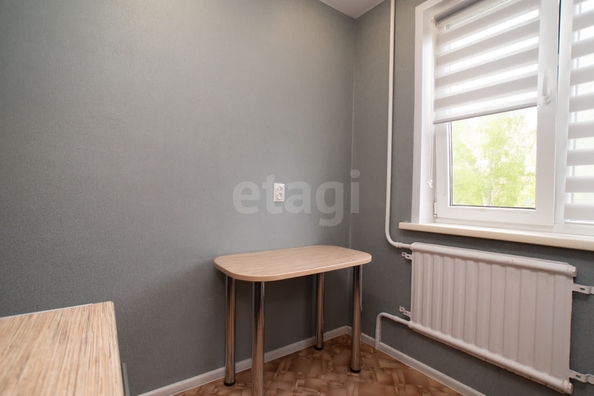 
   Продам 3-комнатную, 57.2 м², Петухова ул, 50

. Фото 5.