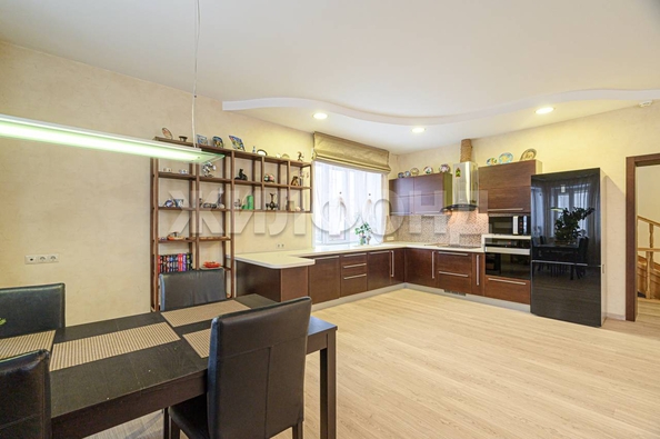 
  Продается дом, 560 м², Новосибирск
. Фото 19.