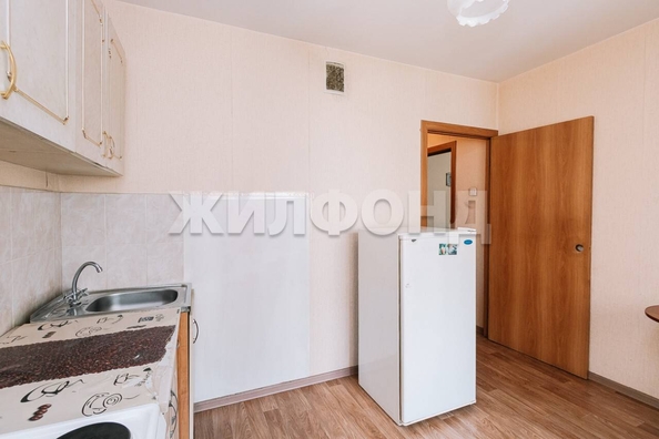 
  Продается 1-комн. квартира, 32.7 м², Петухова ул, д. 99/2
. Фото 9.