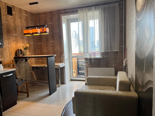 
  Продается 1-комн. квартира, 41.3 м², Лескова ул, д. 19
. Фото 5.