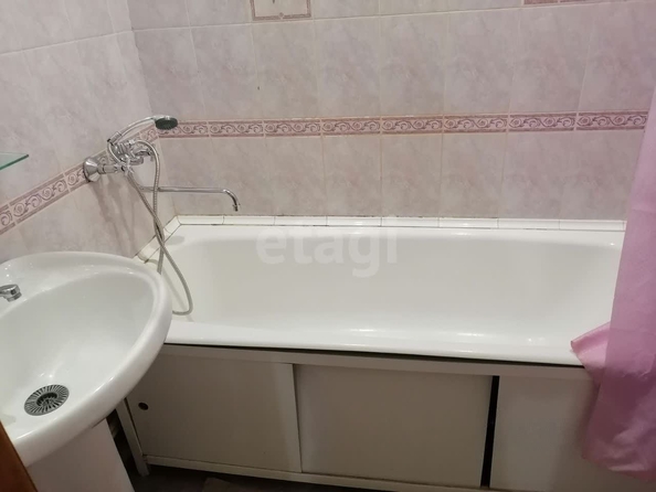 
  Сдается 2-комн. квартира, 46 м², Татьяны Снежиной ул, д. 49/1
. Фото 8.