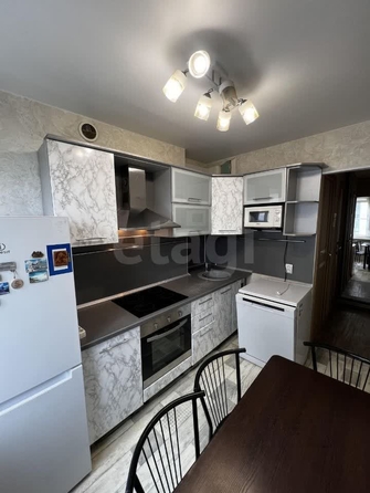 
  Сдается 2-комн. квартира, 44.5 м², Есенина ул, д. 12
. Фото 4.