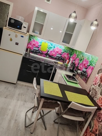 
  Сдается 1-комн. квартира, 27.3 м², Героев Революции ул, д. 21
. Фото 3.
