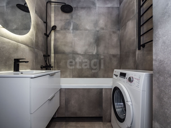 
  Продается 2-комн. квартира, 65 м², Бориса Богаткова ул, д. 201/3
. Фото 7.