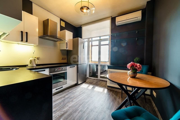 
  Сдается 3-комн. квартира, 80 м², Красный пр-кт, д. 30
. Фото 13.