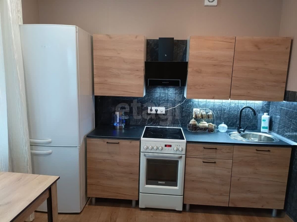 
  Сдается 1-комн. квартира, 30 м², Есенина ул, д. 67
. Фото 1.