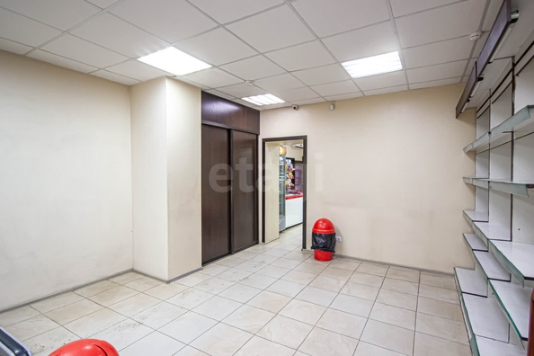 
  Сдается торговая площадь, 70.6 м², Красный Факел ул, д. 24а
. Фото 4.