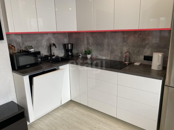 
  Сдается 1-комн. квартира, 62.5 м², Ясный Берег ул, д. 10
. Фото 20.