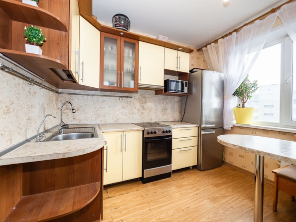 
  Продается 2-комн. квартира, 52.5 м², В. Высоцкого ул, д. 50/2
. Фото 9.