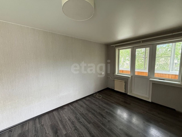 
  Продается 2-комн. квартира, 43.3 м², Новогодняя ул, д. 12
. Фото 3.