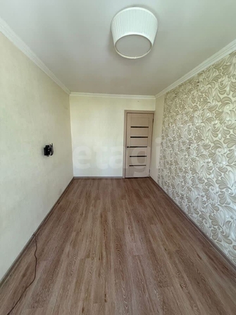 
  Продается 2-комн. квартира, 43.3 м², Новогодняя ул, д. 12
. Фото 8.