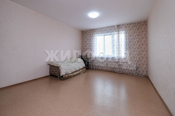 
  Продается 2-комн. квартира, 57.6 м², Татьяны Снежиной ул, д. 39
. Фото 6.