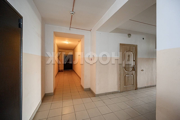 
  Продается 2-комн. квартира, 55.7 м², Есенина ул, д. 67
. Фото 18.