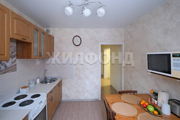 
  Продается 3-комн. квартира, 65.1 м², Плахотного ул, д. 74
. Фото 13.
