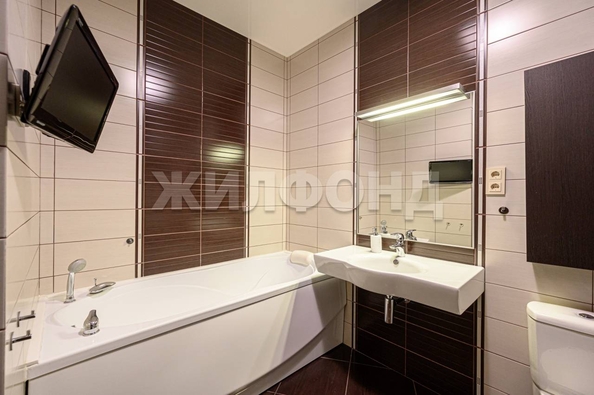 
  Продается 3-комн. квартира, 77 м², Державина ул, д. 77/1
. Фото 28.
