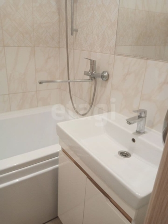 
  Продается 2-комн. квартира, 52.1 м², Титова ул, д. 236/2
. Фото 19.