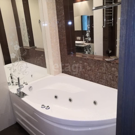 
  Сдается 3-комн. квартира, 86 м², Адриена Лежена ул, д. 17
. Фото 1.