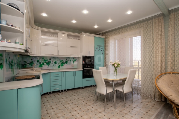 
  Продается 3-комн. квартира, 83.5 м², ЖК Радужный каскад, б/с 19
. Фото 1.