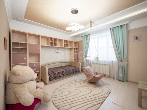 
  Продается 4-комн. квартира, 160.3 м², Кирова ул, д. 350
. Фото 9.