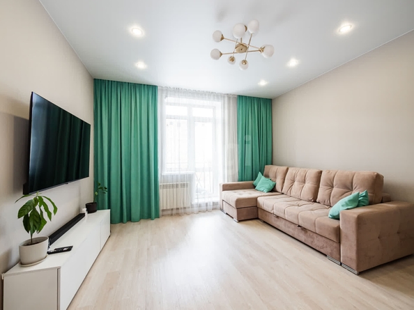 
  Продается 1-комн. квартира, 43.4 м², Кирова ул, д. 342
. Фото 2.