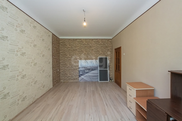 
  Продается 3-комн. квартира, 74.2 м², Героев Труда ул, д. 14
. Фото 10.