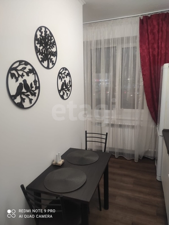 
  Сдается 1-комн. квартира, 35 м², Есенина ул, д. 67
. Фото 3.