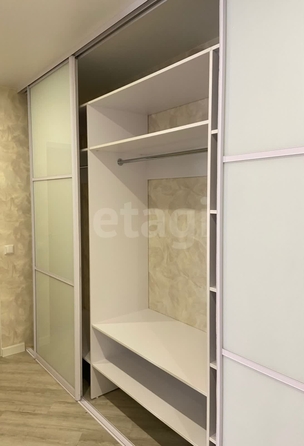 
  Продается 2-комн. квартира, 71 м², Владимира Заровного ул, д. 38
. Фото 14.