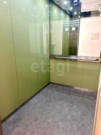 
  Продается 2-комн. квартира, 71 м², Владимира Заровного ул, д. 38
. Фото 18.
