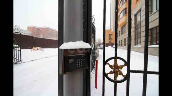 
  Продается 1-комн. квартира, 52 м², Романова ул, д. 55
. Фото 10.