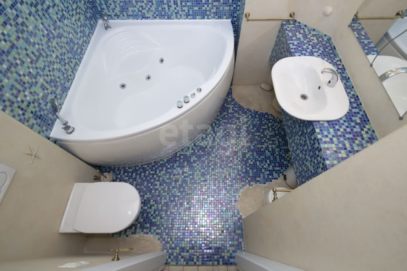 
  Продается 4-комн. квартира, 165 м², Кедровая ул, д. 45
. Фото 21.