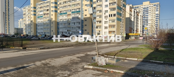 
  Сдается торговая площадь, 180 м², Петухова ул, д. 14/4
. Фото 2.