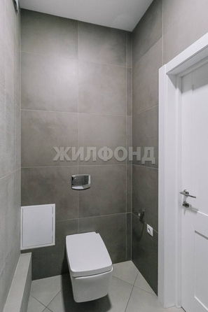 
  Продается 3-комн. квартира, 127.3 м², Богдана Хмельницкого ул, д. 11/3
. Фото 21.