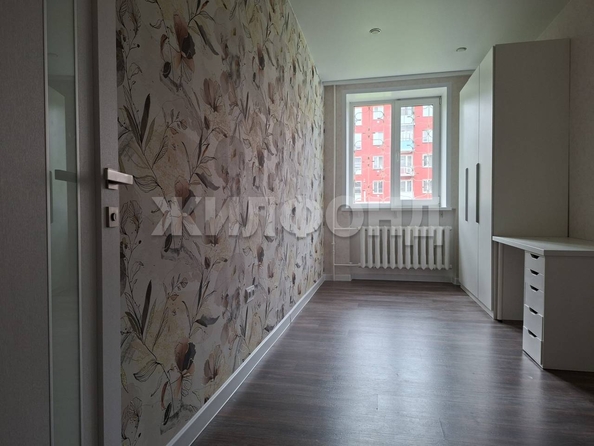 
  Продается 3-комн. квартира, 53.6 м², Плахотного ул, д. 9
. Фото 6.