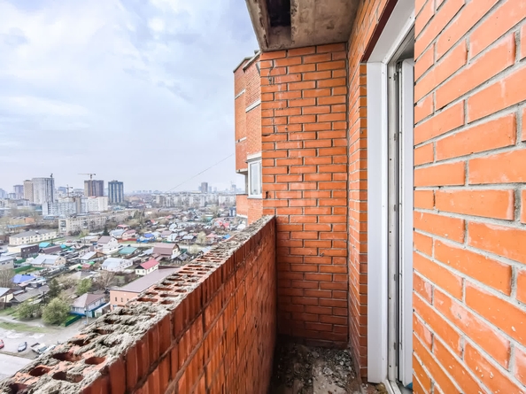 
  Продается 3-комн. квартира, 83.8 м², Декабристов ул, д. 117
. Фото 27.