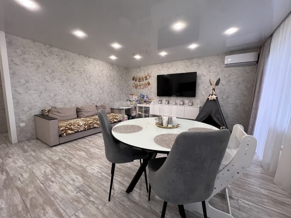 
  Продается 2-комн. квартира, 49.6 м², 2-й кв-л, д. 8
. Фото 4.