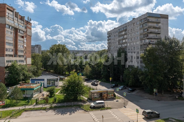
  Продается 1-комн. квартира, 35.5 м², Толбухина ул, д. 2
. Фото 6.