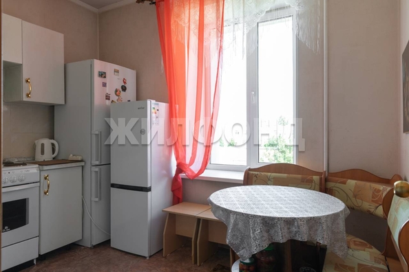 
  Продается 1-комн. квартира, 35.5 м², Толбухина ул, д. 2
. Фото 7.