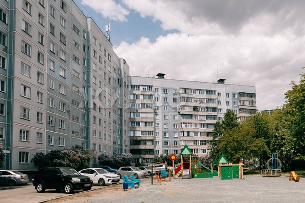 
  Продается 3-комн. квартира, 63.3 м², Краснообск, д. 212
. Фото 15.