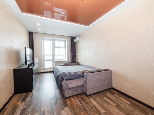 
  Продается 1-комн. квартира, 42.3 м², Военная ул, д. 16
. Фото 1.