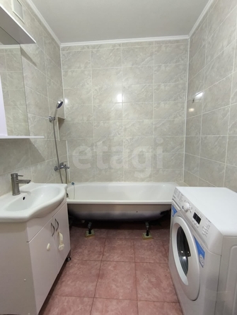 
  Сдается 2-комн. квартира, 56 м², Николая Сотникова ул, д. 9
. Фото 10.